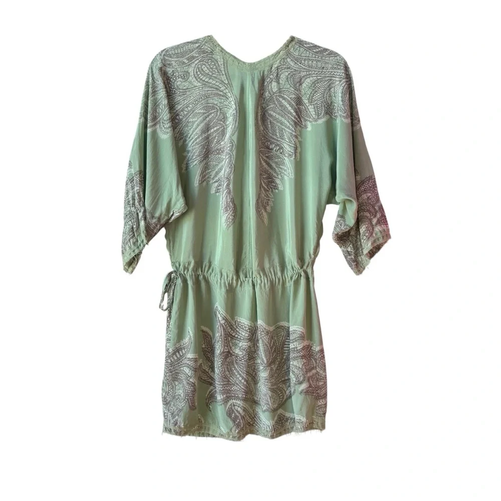 Yoana Baraschi chic mint